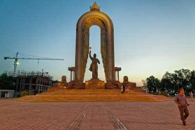 Ismail Samani Statue - Dushanbe
