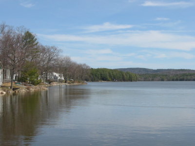 Halfmoon in April