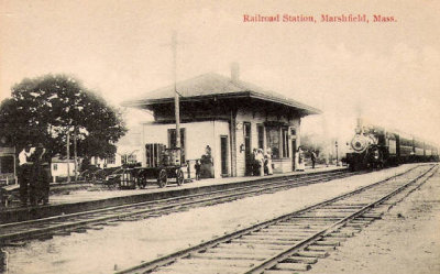 Marshfield Station Postcard 2