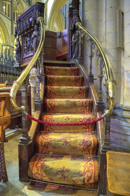 Steps to pulpit