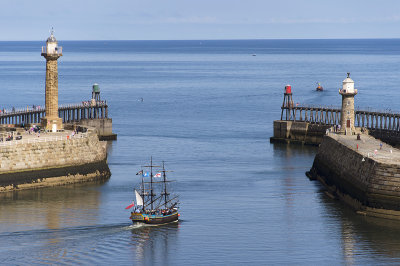 Whitby - harbour entrance