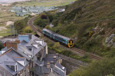 Train approaching Aberdyfi