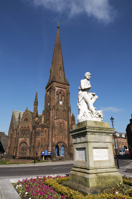 Robert Burns statue and Greyfriars Church