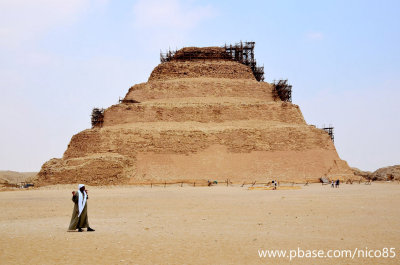 pyramid of saqqara