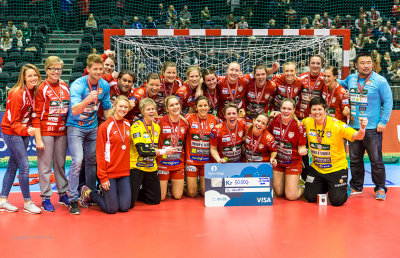 Silver Medalists, Norwegian Championship in Handball 2014 (6080)