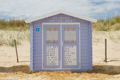 Strandhuisje / Beach Cabin