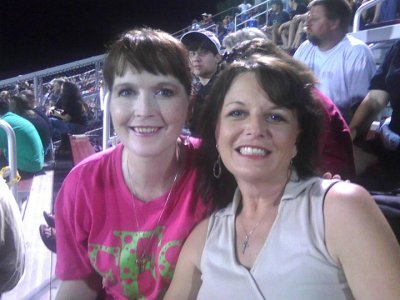 darrens pic Me & Mags fall 2010.jpg