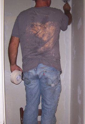 T mudding the closet.JPG