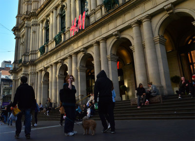 Relaxed atmosphere around the old GPO, now an H&M store