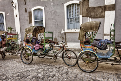 LES CYCLOPOUSSES DE PONDICHERY