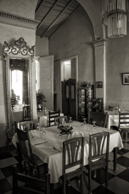 AMBIANCE COLONIALE  TRINIDAD