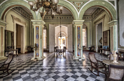 LE PALAIS D'UN RICHE CUBAIN DE TRINIDAD