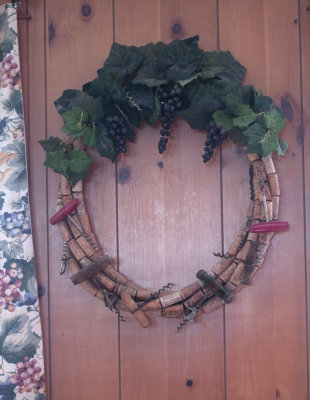 Corkscrew wreath in kitchen
