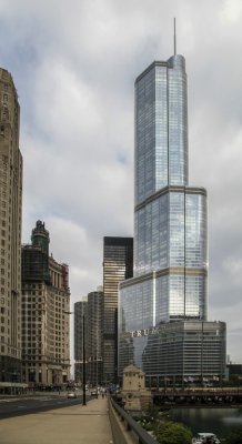  Wabash-Ave trump-tower 