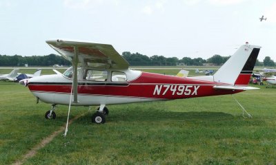 Cessna_C172B_47995_N7495X_1960