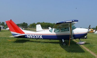 Cessna_C182E_53631_N9231X_1961