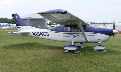 Cessna_T206H_09132_N164CS_201