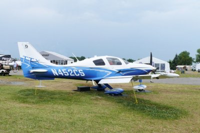 Cessna_T240_2052_N452CS_2014