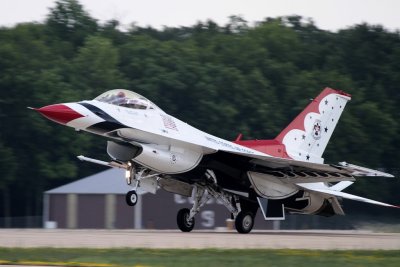 General-dynamics_F16C_6_Thunderbirds