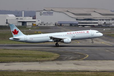 A321-211_3051_FGTAN_ACA_LFBO_0011yp.jpg