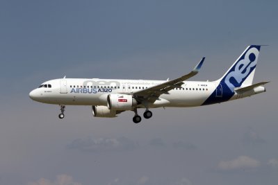 Airbus_A320-251N_6419_F-WNEW_2015_LFBO_006.jpg