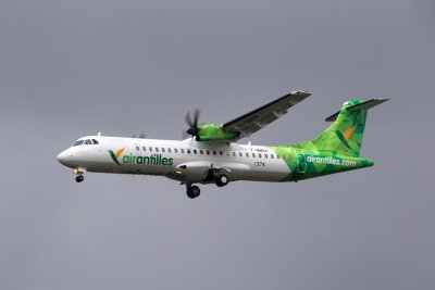 ATR_ATR72-600_1374_F-WWEK_2016_GUY_LFBO_001.jpg