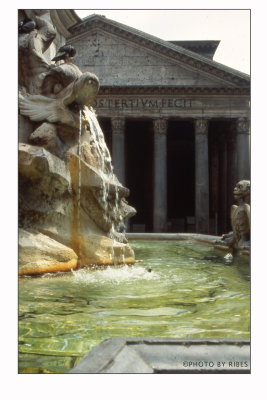 Pantheon e la fontana della rotonda