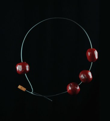 collier rosso e arancio