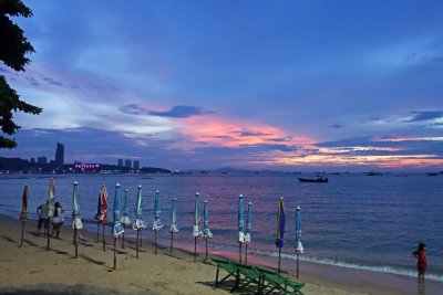 Pattaya skies 8_edited-1.jpg