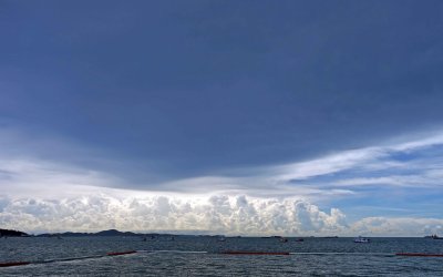 Pattaya skies 11_edited-1.jpg