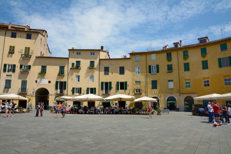 Piazza della Anfiteatro