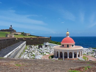 San Juan Cemetery and El Morro Lighthouse