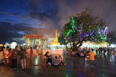 The square in front of the pagoda