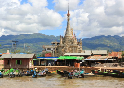 Mirror pagoda. Nyaung Shwe