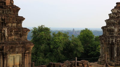 Angkor Wat seen from Phnom Bakheng