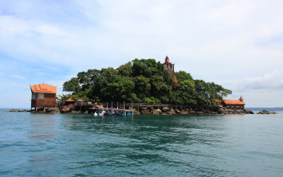 Island just outside Sihanoukville