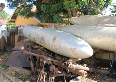 Drop tanks outside the tourist info