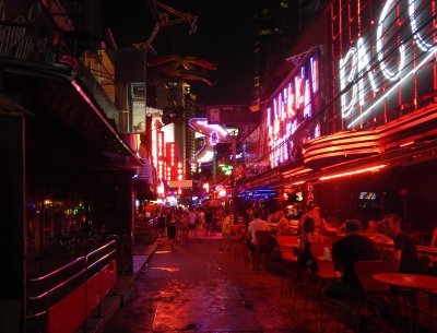No stay in Bangkok without people watching in Soi Cowboy!