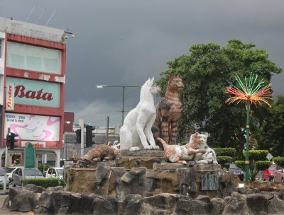 Kuching is supposed to mean cat in bahasa indonesia. No shortage of cat sculptures in this city
