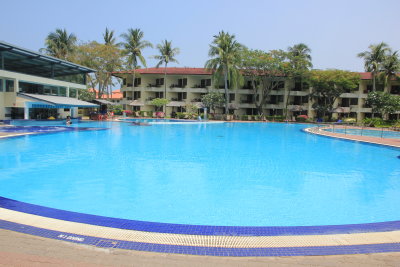 Holiday VIlla Beach Resort & Spa. Pantai Tengah (I did not stay here)