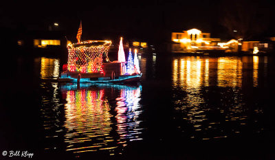 Willow Lake Lighted Boat Parade  8