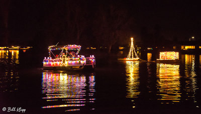 Willow Lake Lighted Boat Parade  13