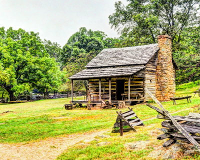 Cabin At Northern-Most Welcome Center