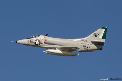 eaa15-038.jpg