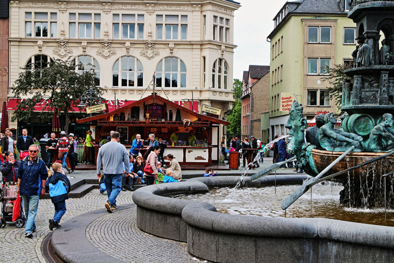 am Josef-Grres Platz