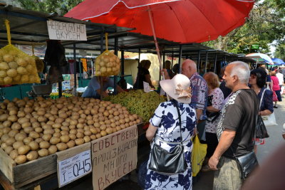 Open-air market 