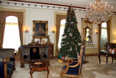 Governors' Mansion at Christmas time
