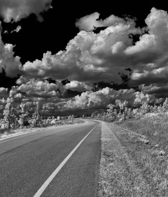 ll1 BW IR Road to the clouds.jpg