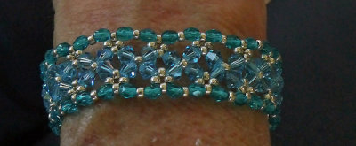 Fantasia Bracelet Aqua Lucy_worn.jpg