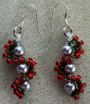 Earrings Whirlygigs_Red green 8 side.jpg